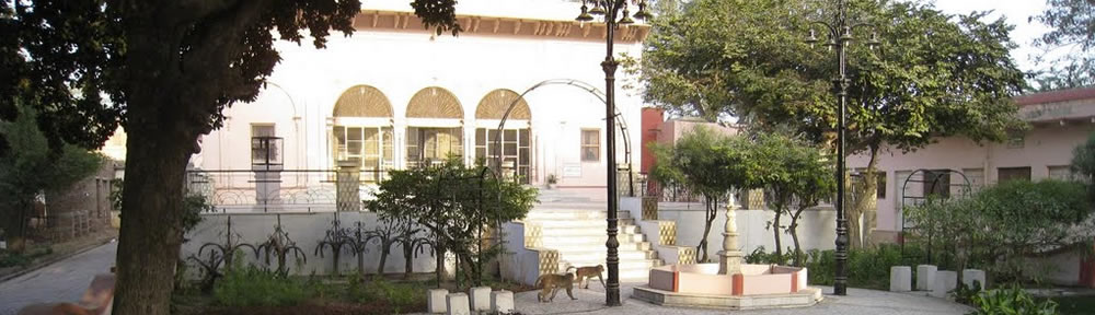 Munger Mandir Vrindavan